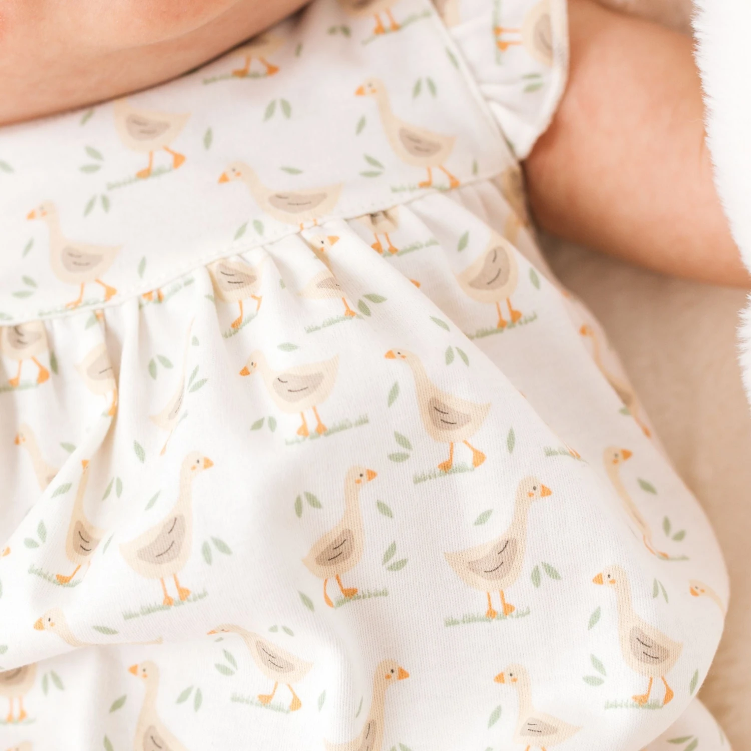 Goose Tales Bubble 2 Goose Tales Bubble - Image 2